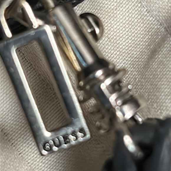 Guess Korry Black Saffiano Logo Trifold Wallet NWT - Picture 4 of 10